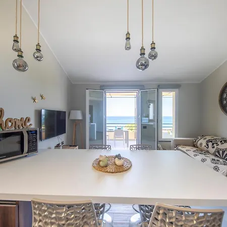 公寓 Ilenia Seaview *