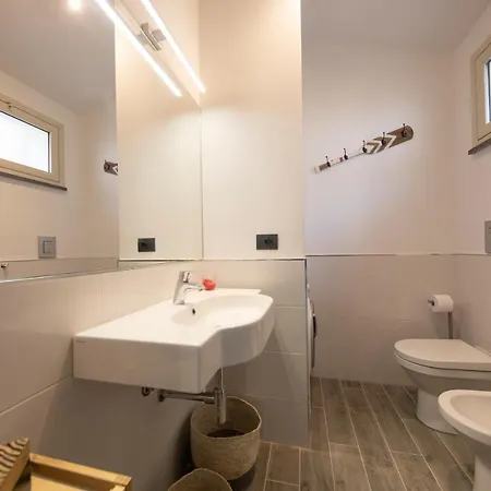 Apartament Ilenia Seaview *